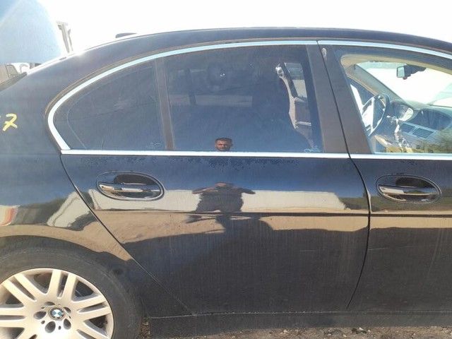 Drzwi tylne prawe 41517202084 BMW