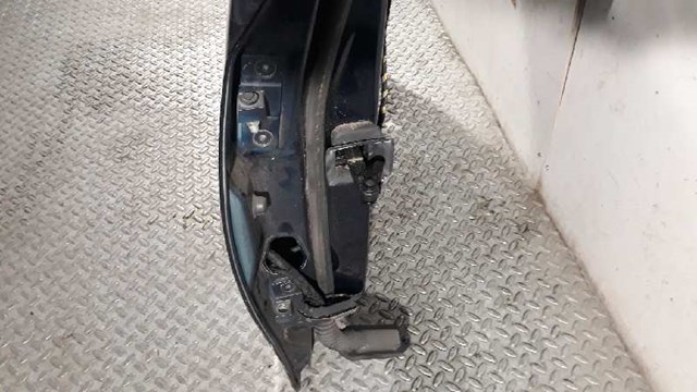 Drzwi przednie prawe 41517202340 BMW