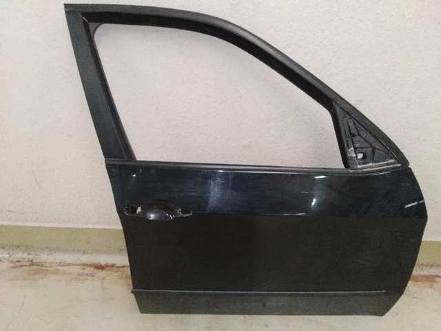 Drzwi przednie prawe 41517211424 BMW