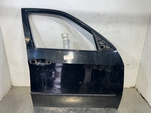 Drzwi przednie prawe 41517211424 BMW