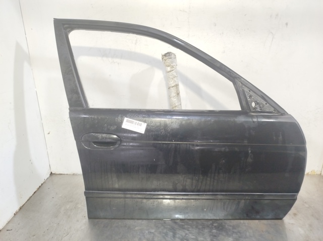 Drzwi przednie prawe 41518216818 BMW