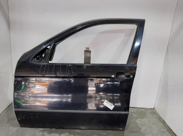 Drzwi przednie lewe 41518256823 BMW