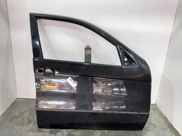 Drzwi przednie prawe 41518256824 BMW