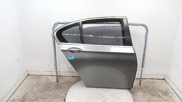 Kupić Drzwi tylne lewe BMW 7  F01, F02, F03, F04 w dobrej cenie