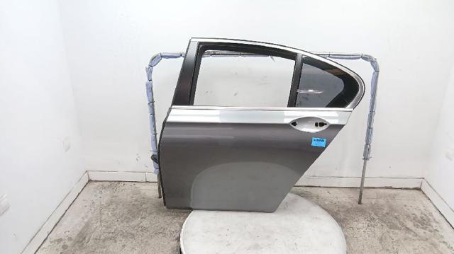 Kupić Drzwi tylne prawe BMW 7  F01, F02, F03, F04 w dobrej cenie