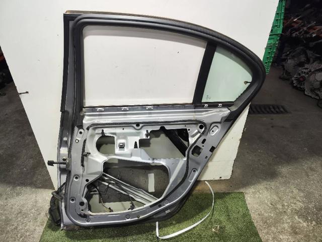 Drzwi tylne prawe 41527202342 BMW