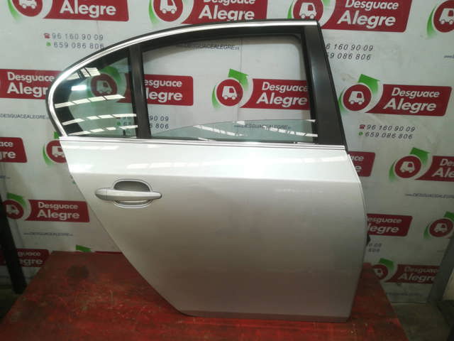 Drzwi tylne prawe 41527202342 BMW