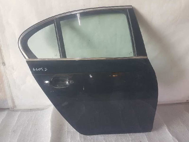 Drzwi tylne prawe 41527202342 BMW