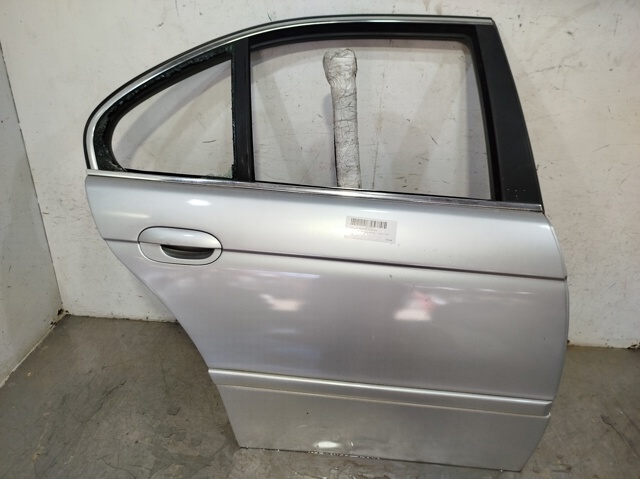  do BMW 5  (E39)