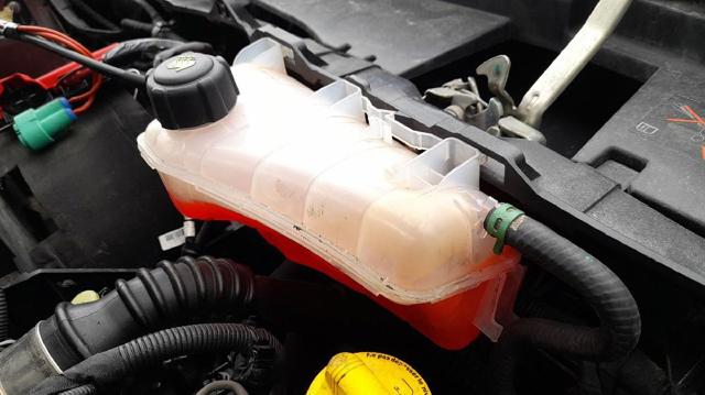 Zbiorniczek wyrównawczy układu chłodzenia 4155000049 MERCEDES