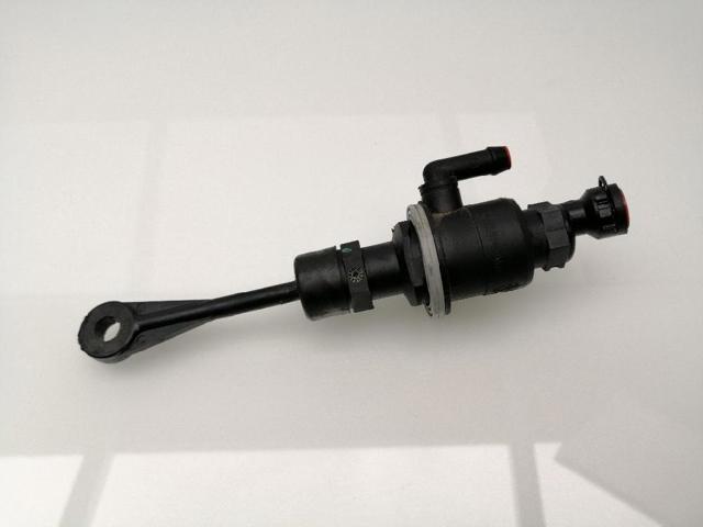 Cylinder sprzęgła główny 416053Z100 HYUNDAI