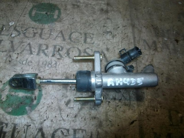 Cylinder sprzęgła główny 416101C010 HYUNDAI