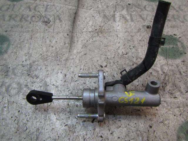 Cylinder sprzęgła główny 416101J100 HYUNDAI