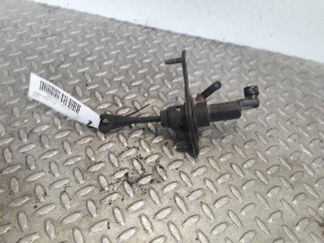 Cylinder sprzęgła główny 416101R100 HYUNDAI