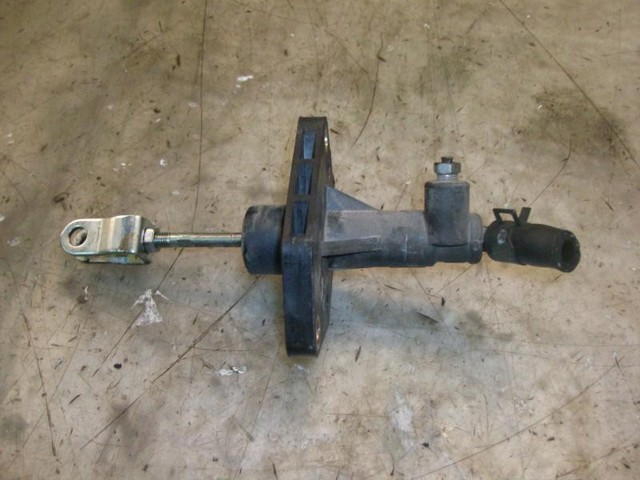 Cylinder sprzęgła główny 4161026000 HYUNDAI