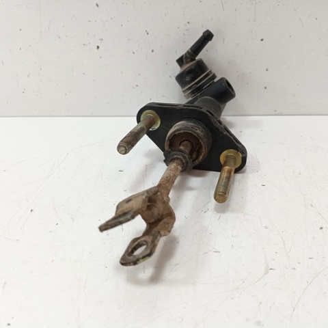 Cylinder sprzęgła główny KIA Sorento 1 JC