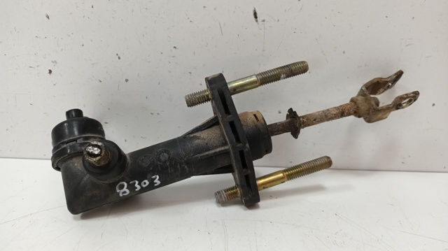 Cylinder sprzęgła główny KIA Sorento 1 JC