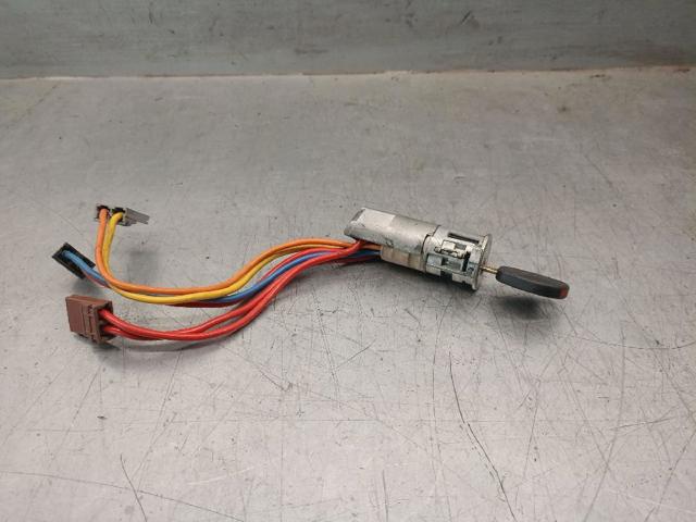Stacyjka Peugeot 405