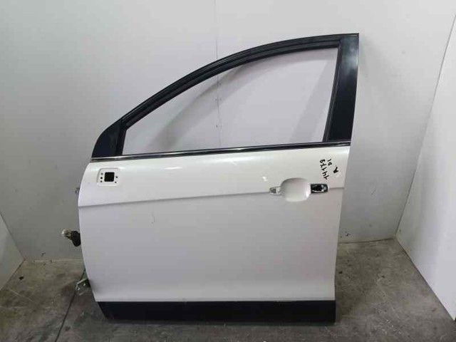 Drzwi przednie lewe 42352069 GM