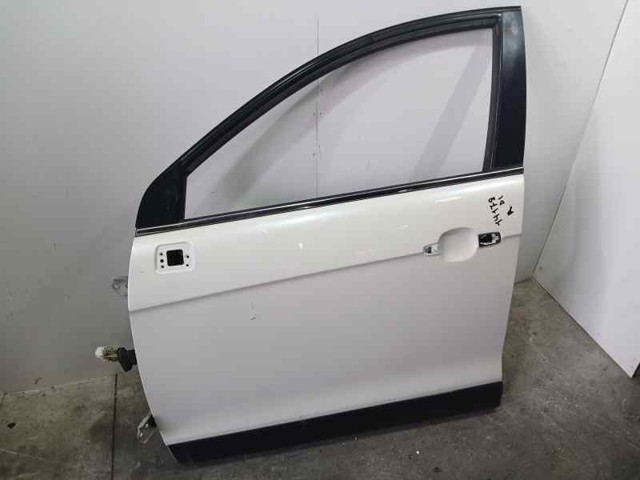 Drzwi przednie lewe 42352069 GM