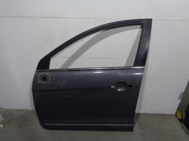 Drzwi przednie lewe 42352069 GM
