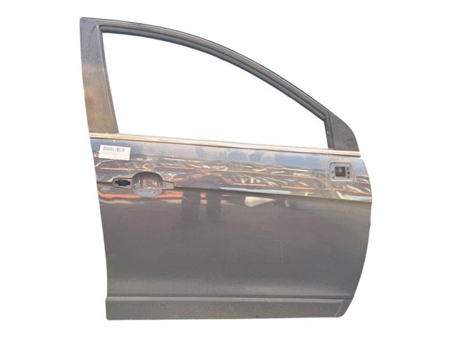 Drzwi przednie prawe 42352070 GM