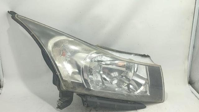 Kupić Reflektor prawy Chevrolet Cruze  J300 w dobrej cenie