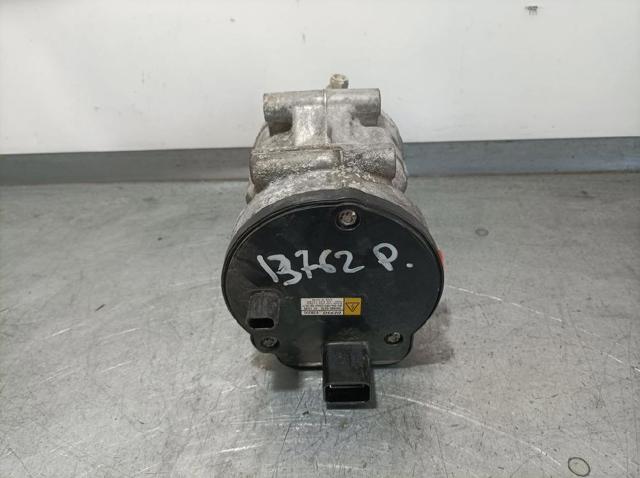 Sprężarka klimatyzacji 424000370 TOYOTA