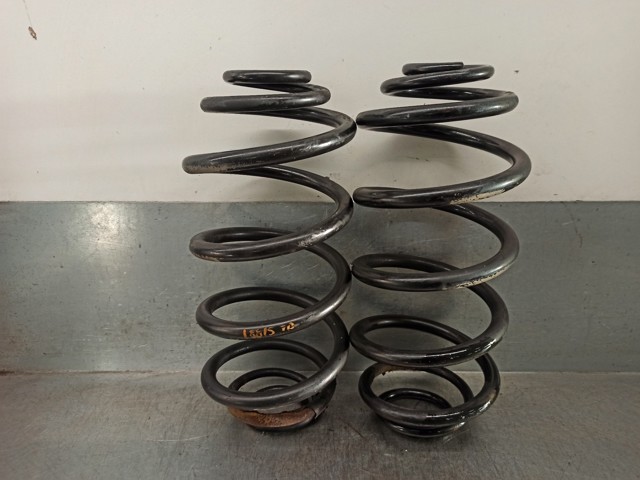 Sprężyna tylna 424334 OPEL