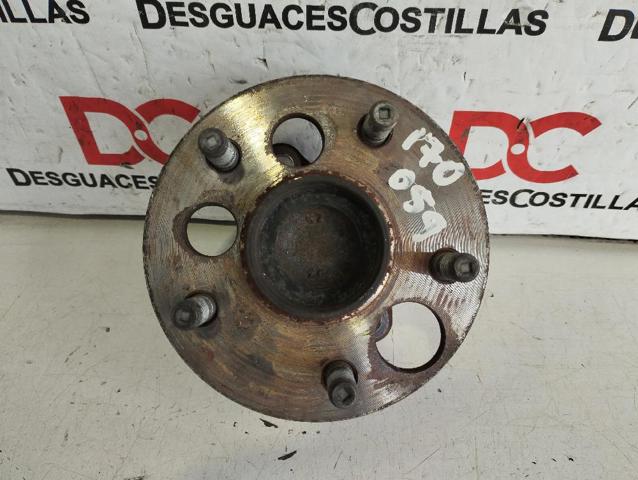 Piasta tylna 4245002120 TOYOTA