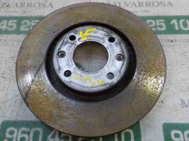 Tarcza hamulcowa przednia 4246W8 PEUGEOT
