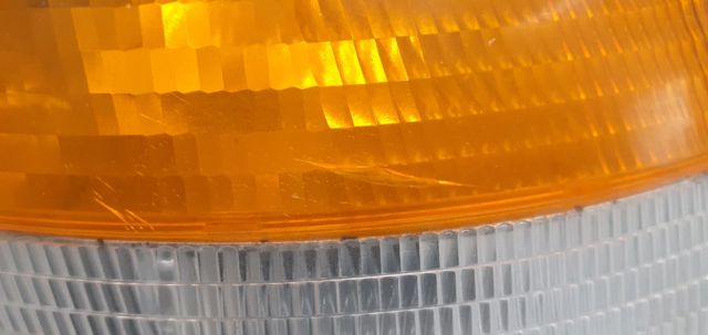 Kierunkowskaz prawy Saab 9000