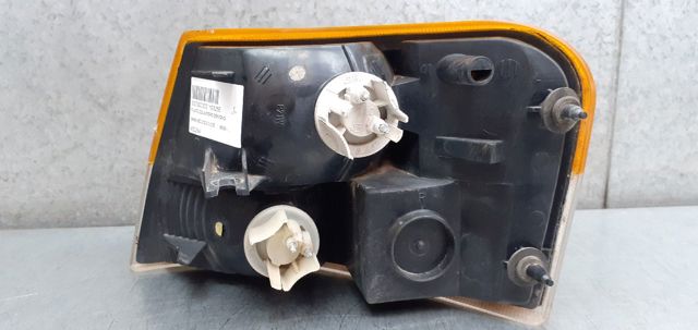 Kierunkowskaz prawy Saab 9000