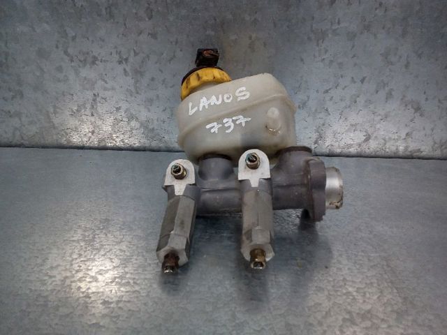 Główny cylinder hamulców 426507 GM