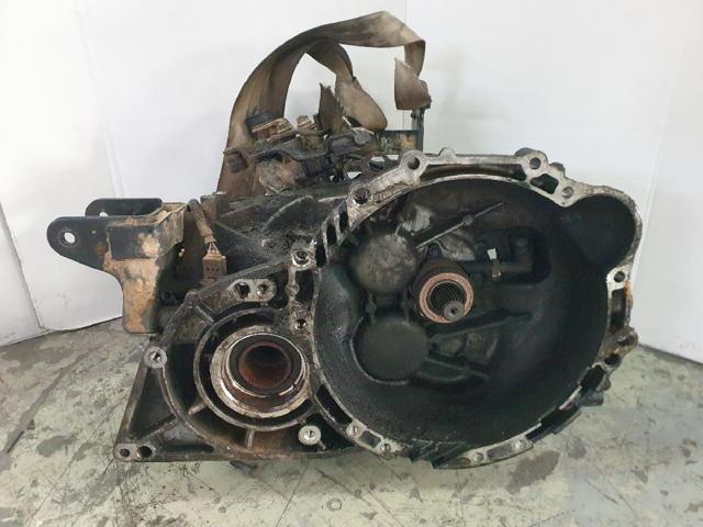 Mechaniczna skrzynia biegów w komplecie 4300024381 HYUNDAI