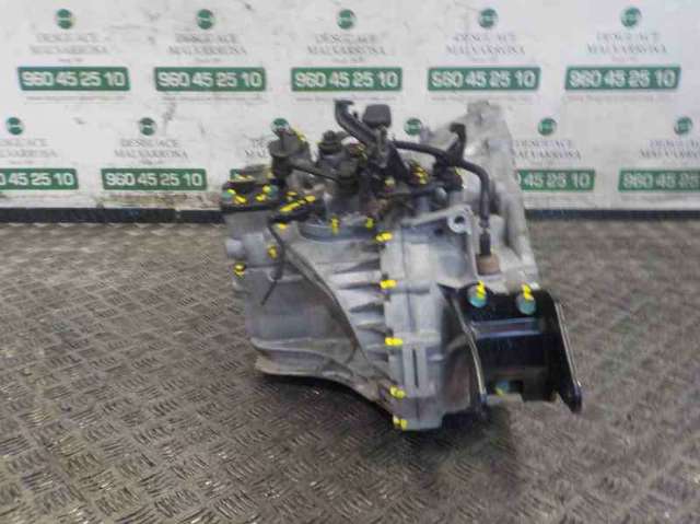 Mechaniczna skrzynia biegów w komplecie 4300024450 HYUNDAI