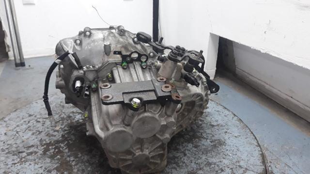 Mechaniczna skrzynia biegów w komplecie 4300024450 HYUNDAI