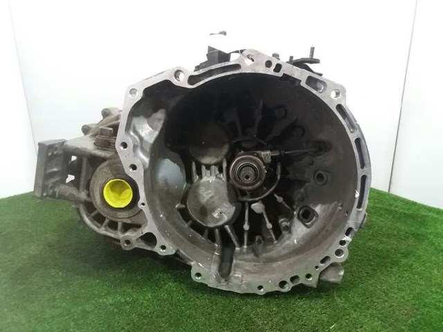 Mechaniczna skrzynia biegów w komplecie 4300038050 HYUNDAI