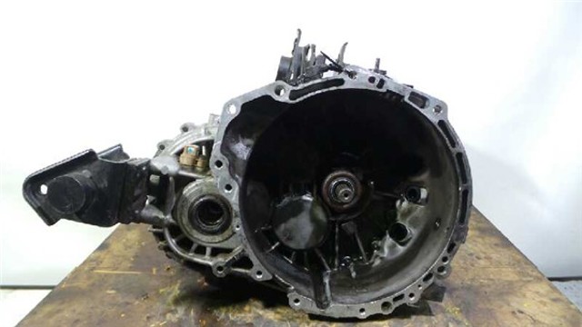 Mechaniczna skrzynia biegów w komplecie 4300038050 HYUNDAI