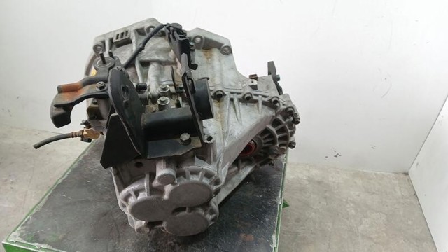 Mechaniczna skrzynia biegów w komplecie 4300038050 HYUNDAI