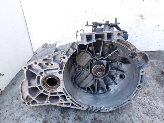 Mechaniczna skrzynia biegów w komplecie 4300038070 HYUNDAI