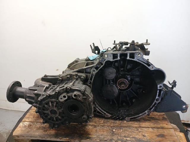 Mechaniczna skrzynia biegów w komplecie 4300038070 HYUNDAI