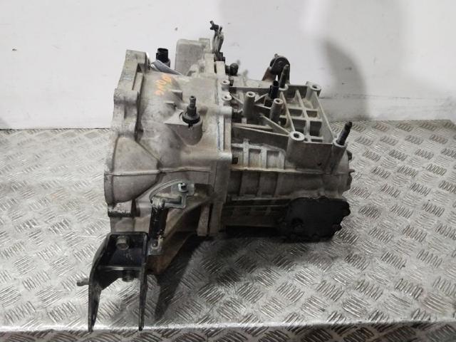 Mechaniczna skrzynia biegów w komplecie KIA Cerato 1 LD