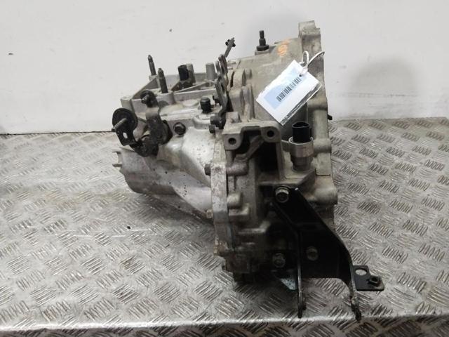 Mechaniczna skrzynia biegów w komplecie KIA Cerato 1 LD