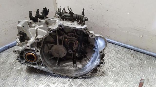 Mechaniczna skrzynia biegów w komplecie KIA Cerato 1 LD