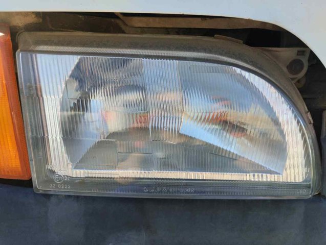 Reflektor prawy 4311136R FORD