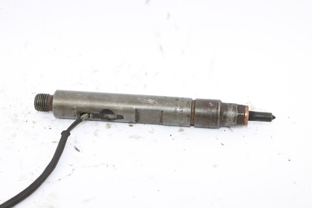 Wtryskiwacz paliwa 432193563 RENAULT