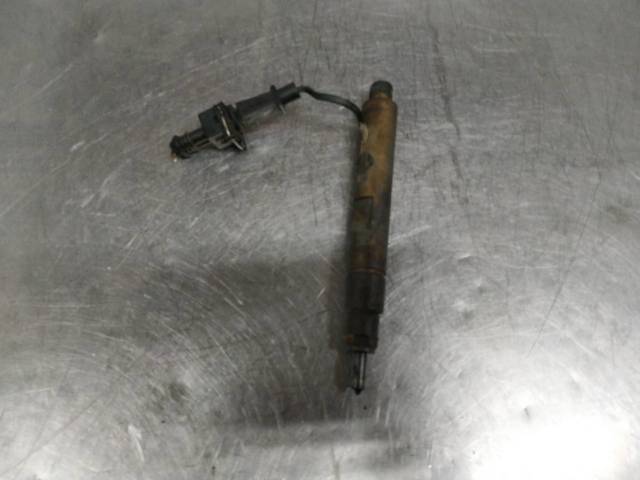 Wtryskiwacz paliwa 432193754 RENAULT