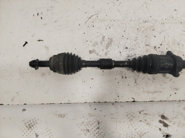 Półoś napędowa przednia prawa 4341005321 TOYOTA