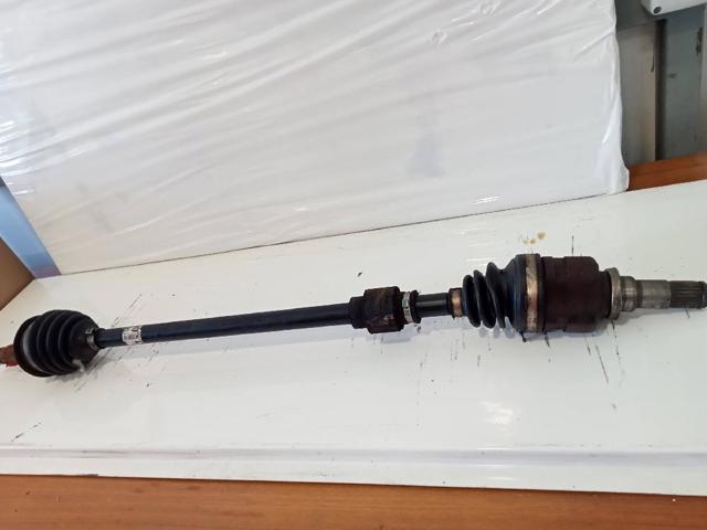 Półoś napędowa przednia prawa 434100D170 TOYOTA